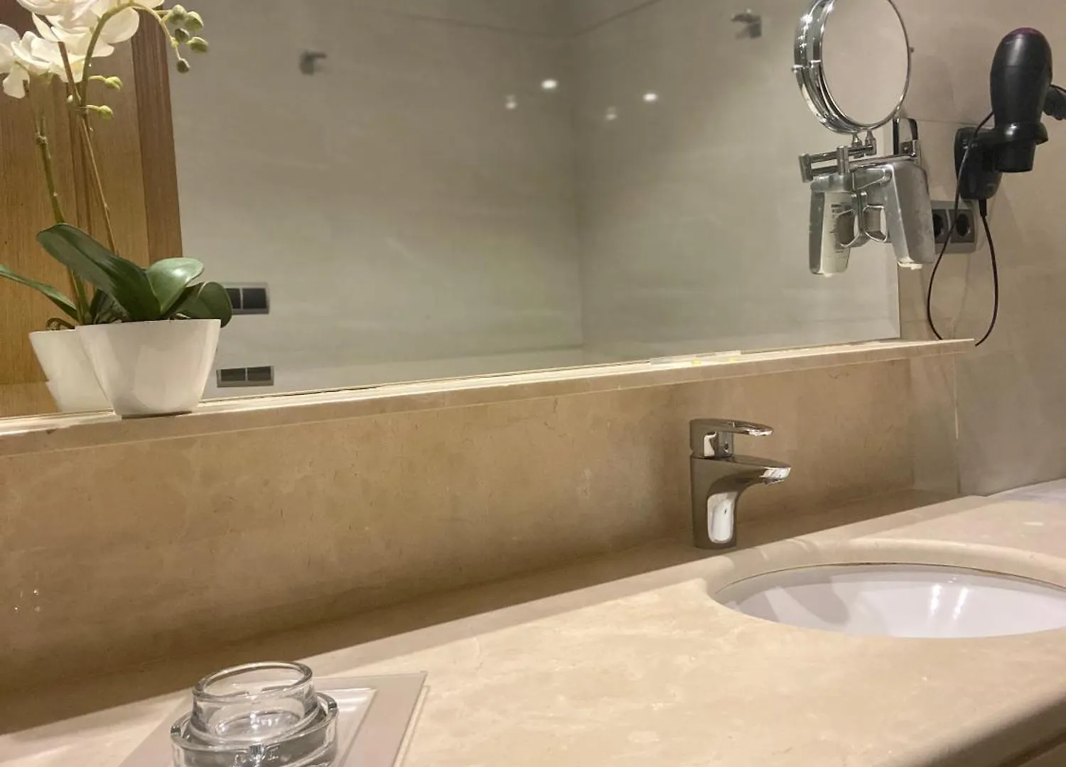Aparthotel Artplatinum Suites&Apartments Benalmadena